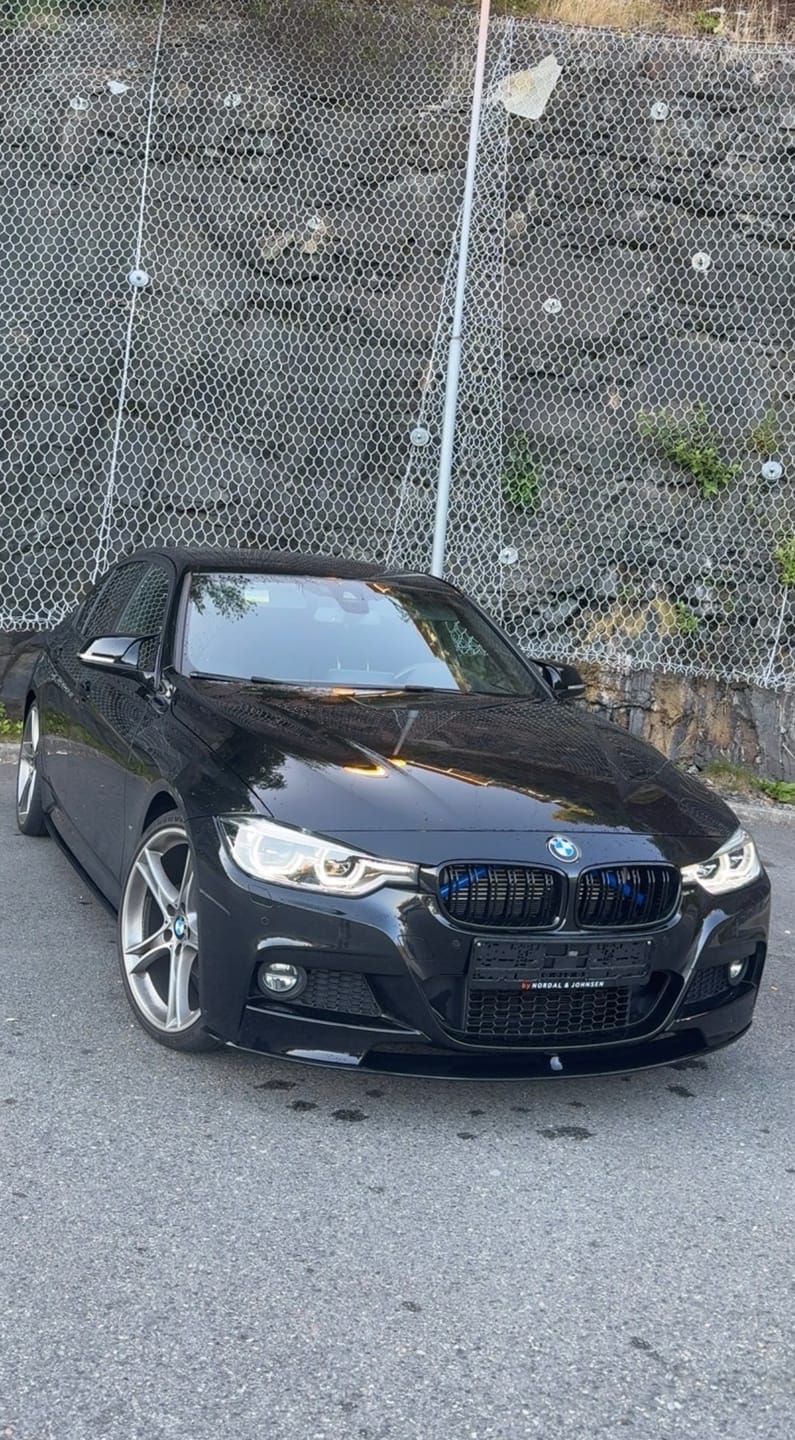 Customer photo review of BMW V-BRACE COVER