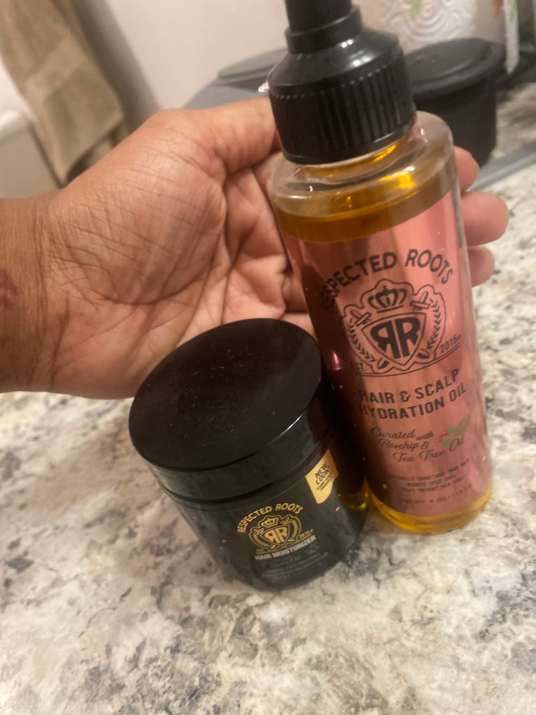 Customer photo review of Hair Oil & Hair Moisturizer Kit