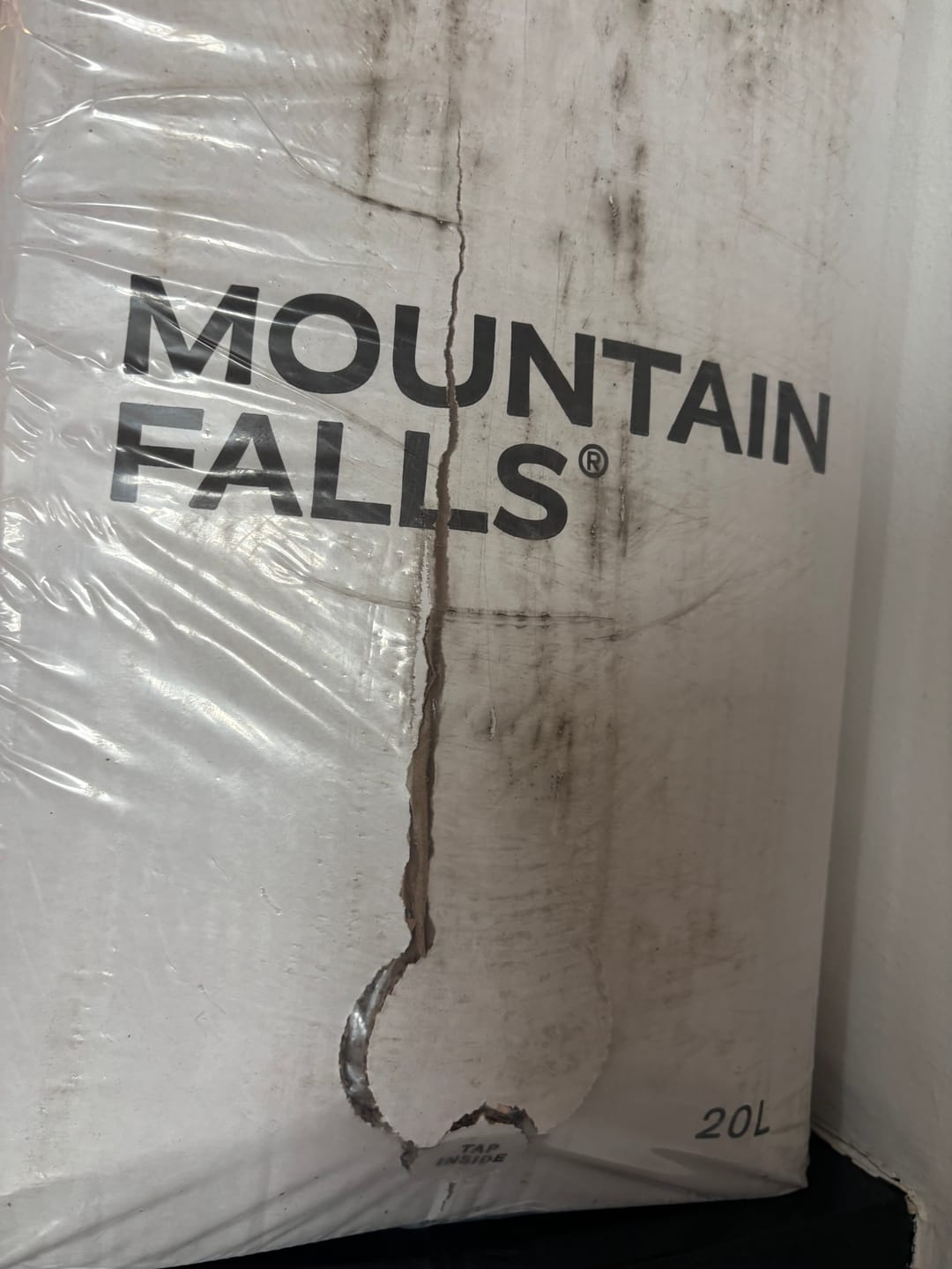 Customer photo review of AcquaBox by Mountain Falls 20L – STILL Mineral Water (on tap Bag-in-Box)