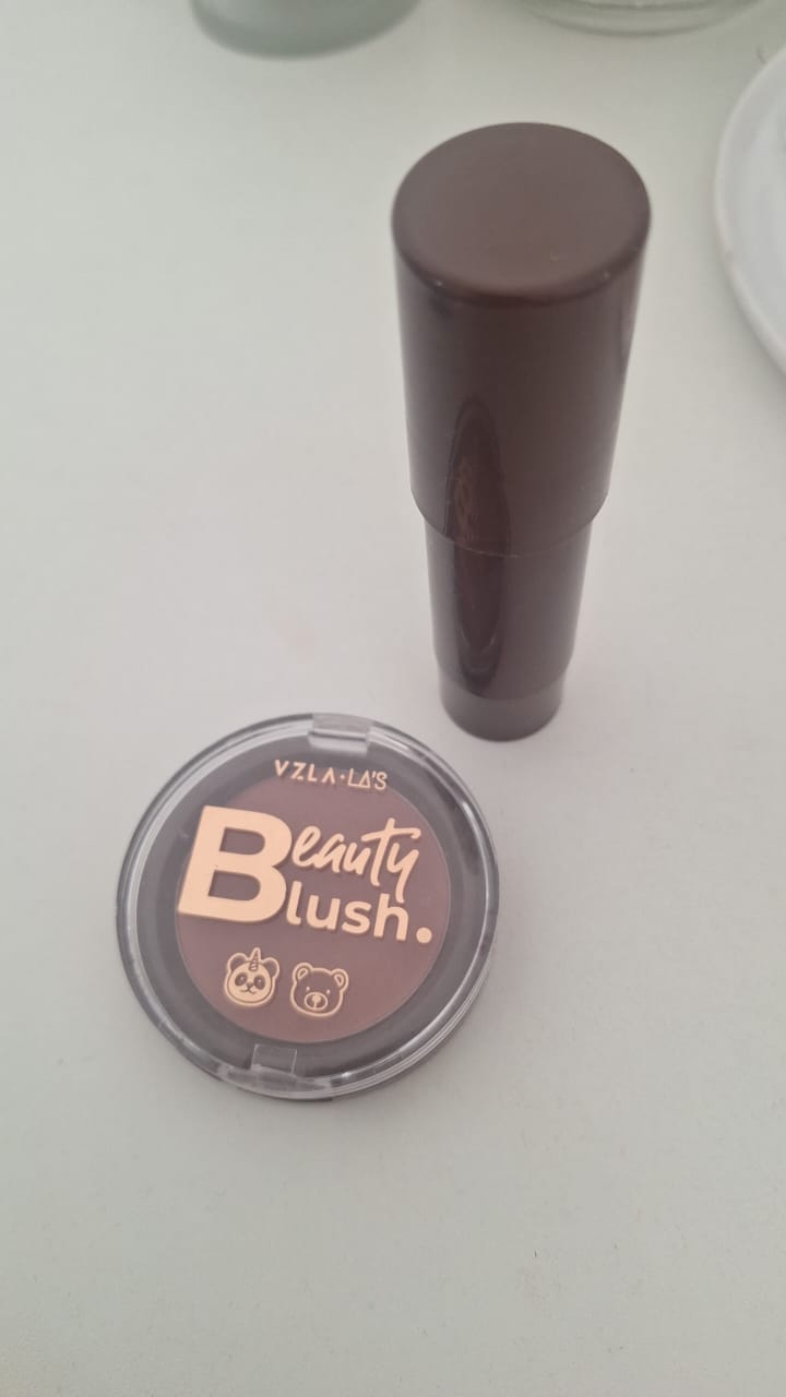 Customer photo review of Kit Blushes Red Mocha Vizzela + La's