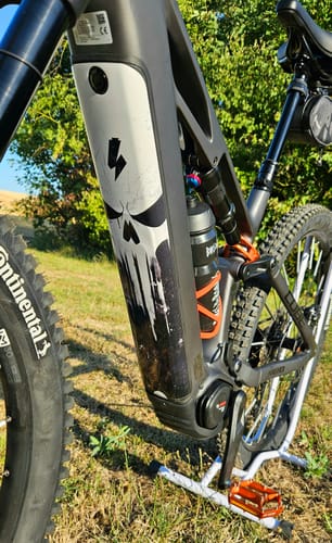 Customer photo review of Skull 2 (Totenkopf Aufkleber) -  Akku Abdeckung Cover Universal / Schutzfolie / für alle E-Bikes