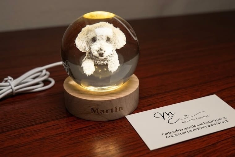 Customer photo review of Esfera de Cristal Personalizada