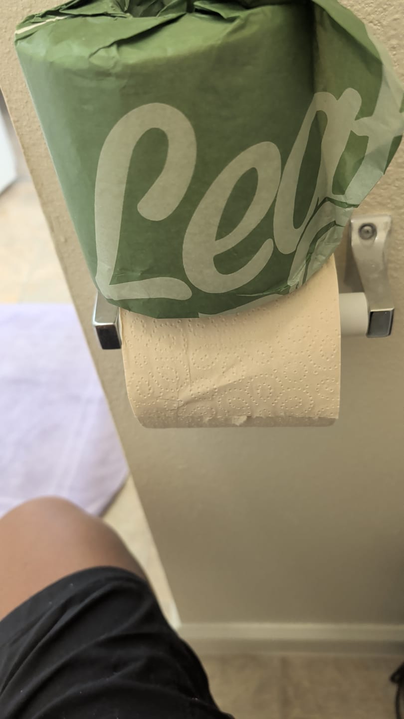 Customer photo review of Leafy EarthCloud Premium Bamboo - 24 rolls 3 ply