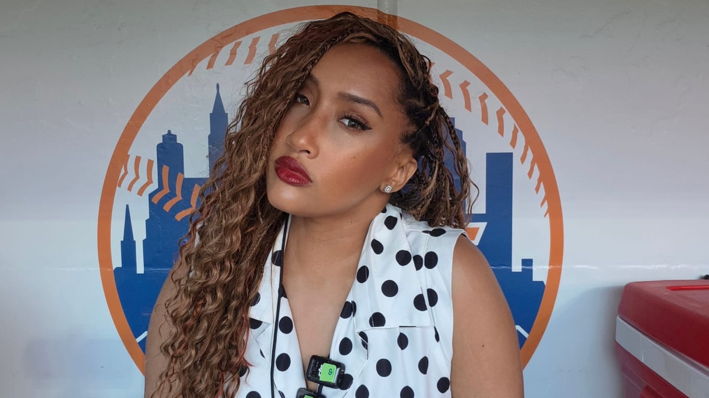 Customer photo review of #4/27/30 Mix Color Blend Deep Wave Human Crochet Hair