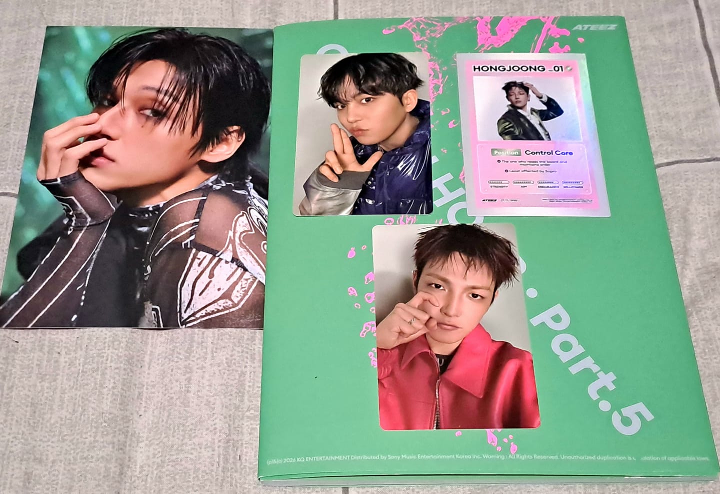 Customer photo review of [Fansign session.2] ATEEZ - 14TH MINI ALBUM - [GOLDEN HOUR : Part.5] (A/ DIARY/ Z Ver.)