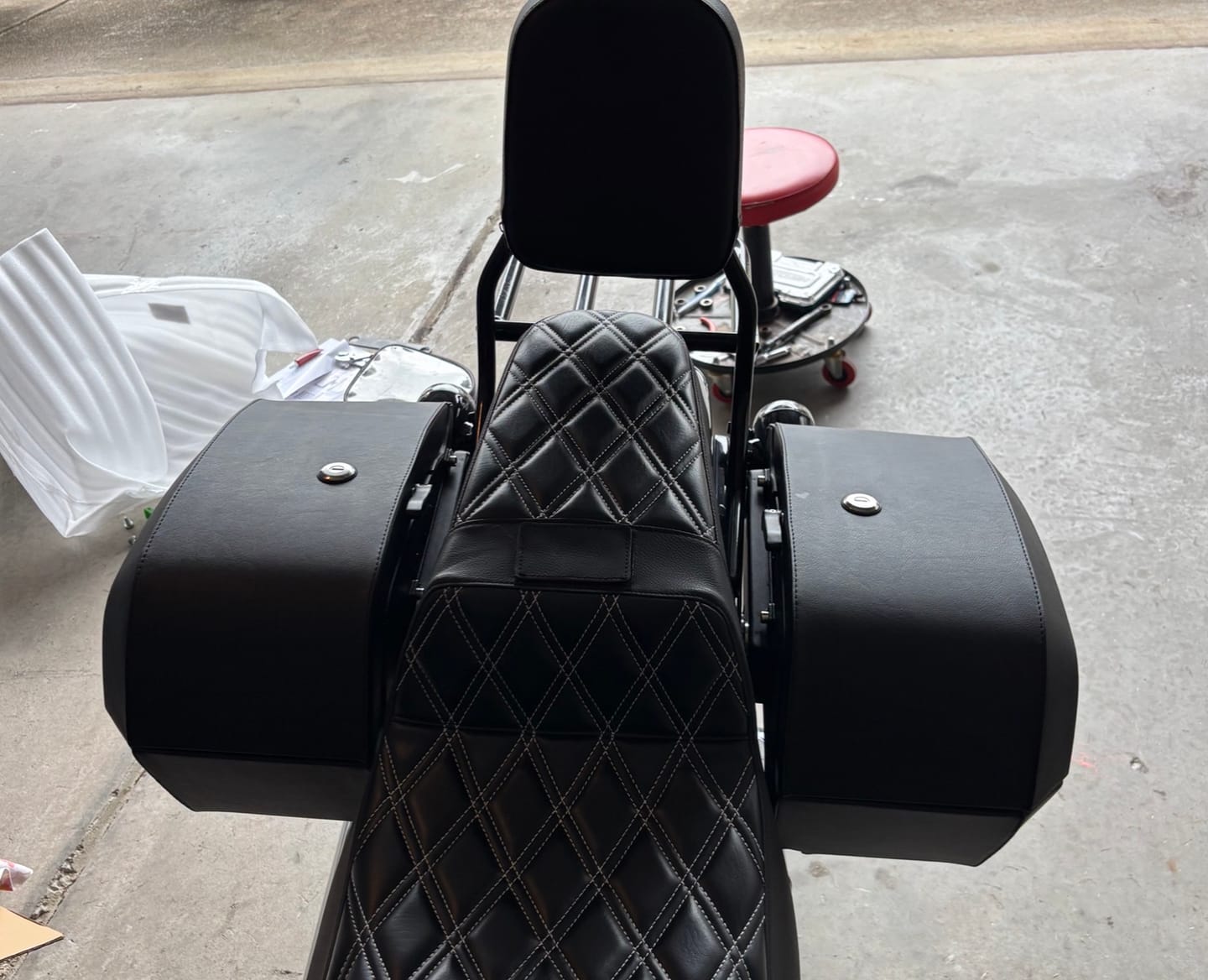 Customer photo review of 32L - Darkin Large Quick Mount Leather Wrapped Hard Saddlebags for Harley Softail Street Bob FXBB/S