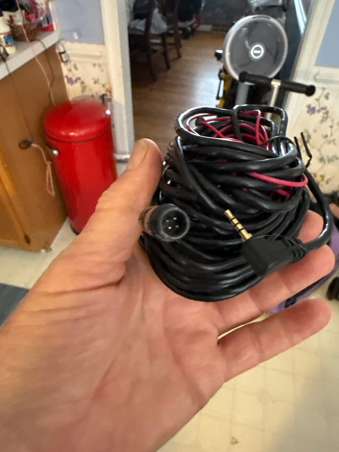 Customer photo review of WOLFBOX 33/50/98 Feet Rear Camera Longer Replacement Cables