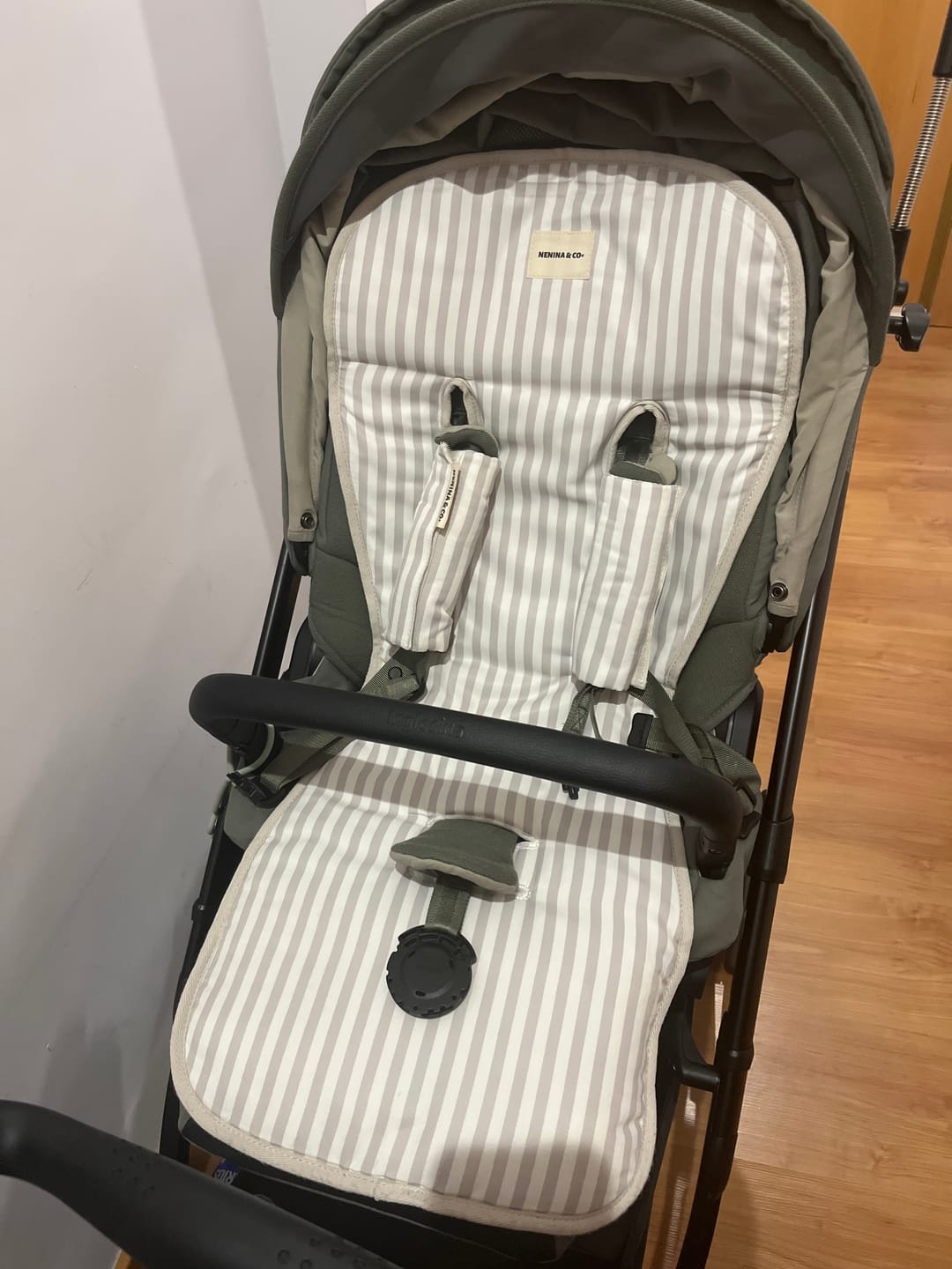 Customer photo review of Colchoneta Universal Silla Paseo Evolution Fine line Gris + 2 Protectores GRATIS