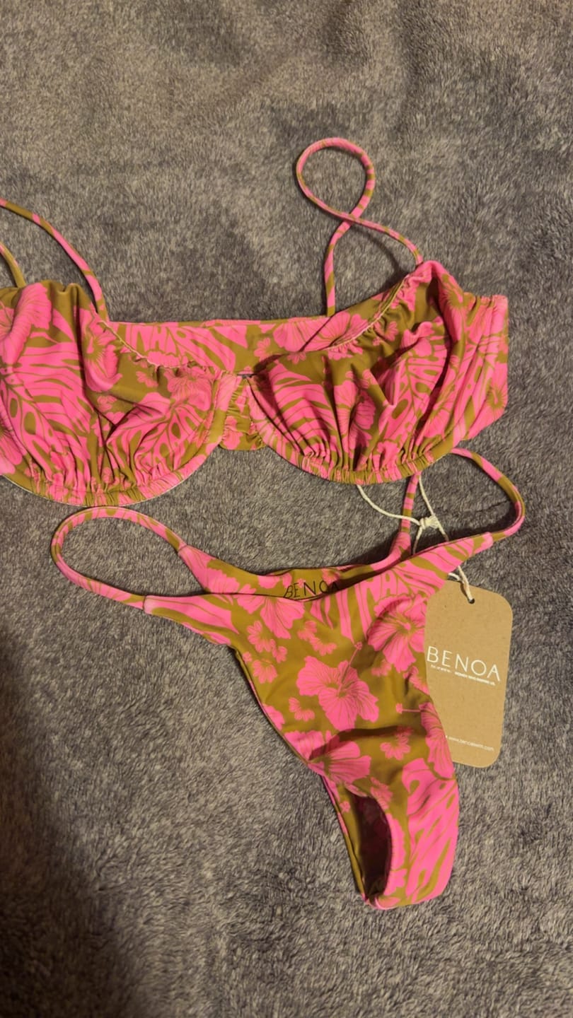 Customer photo review of Chibi Bottom - Garden