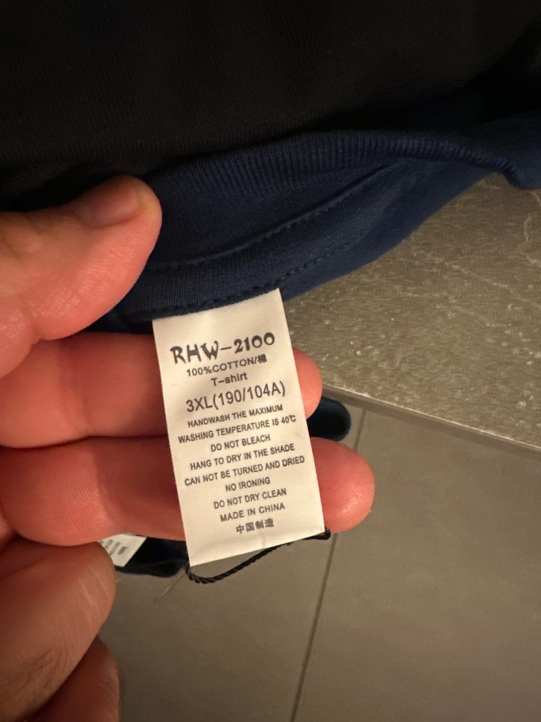 Customer photo review of BUDS V-FIT™ — חולצת גברים (Offer C)