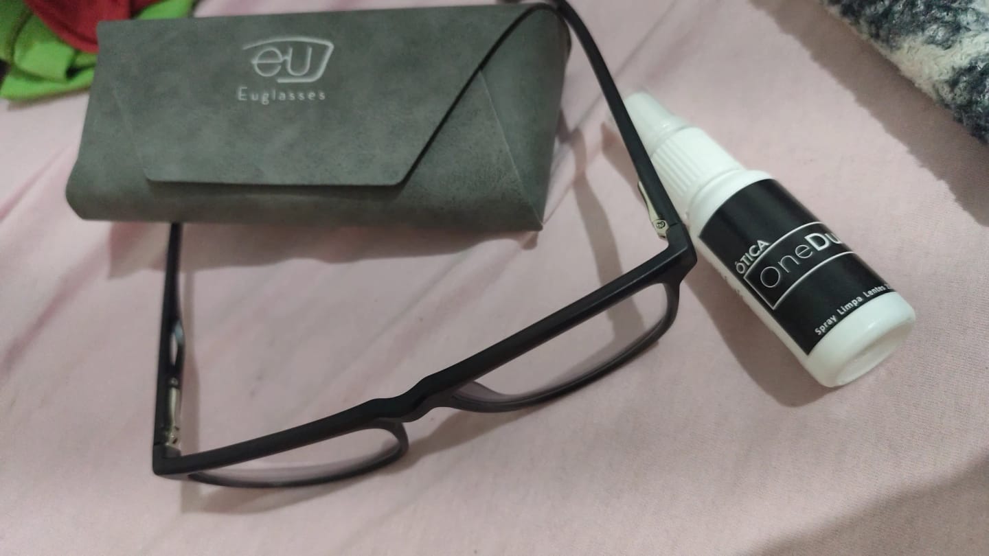 Customer photo review of Óculos Clip-on Akshan (1 Lente)