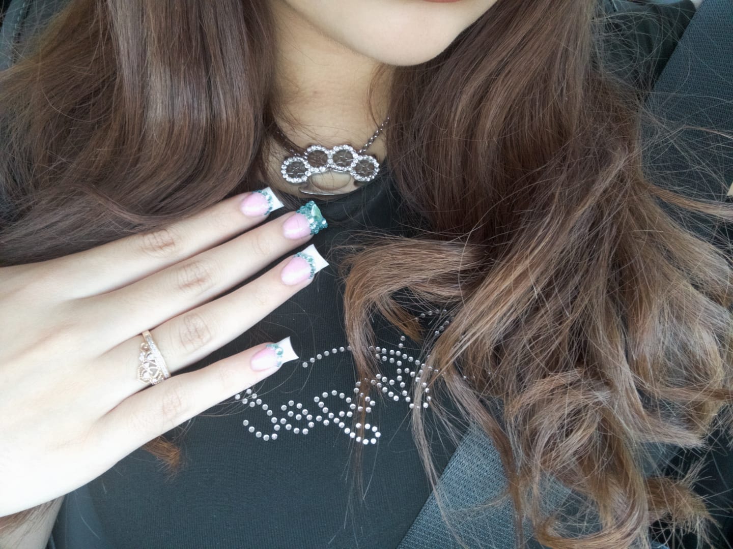 Customer photo review of Fatale Necklace