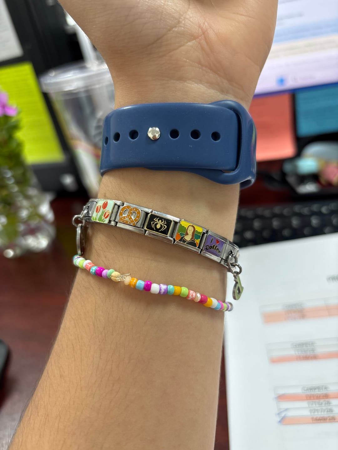 Customer photo review of Charm Araña