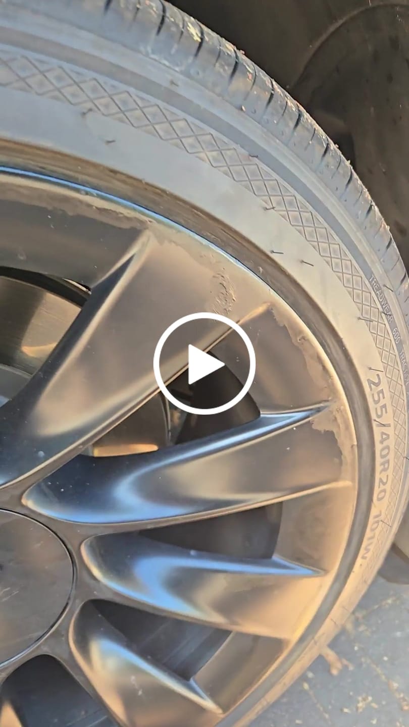 Customer video review of Tesla Wheel Curb Rash Repair Kit for Model Y 20-inch Black Induction Rims with Color-matched Touch-Up Paint