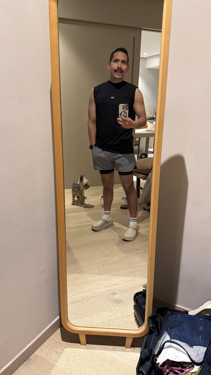 Customer photo review of Lyocell Essential Tank V1 - Black