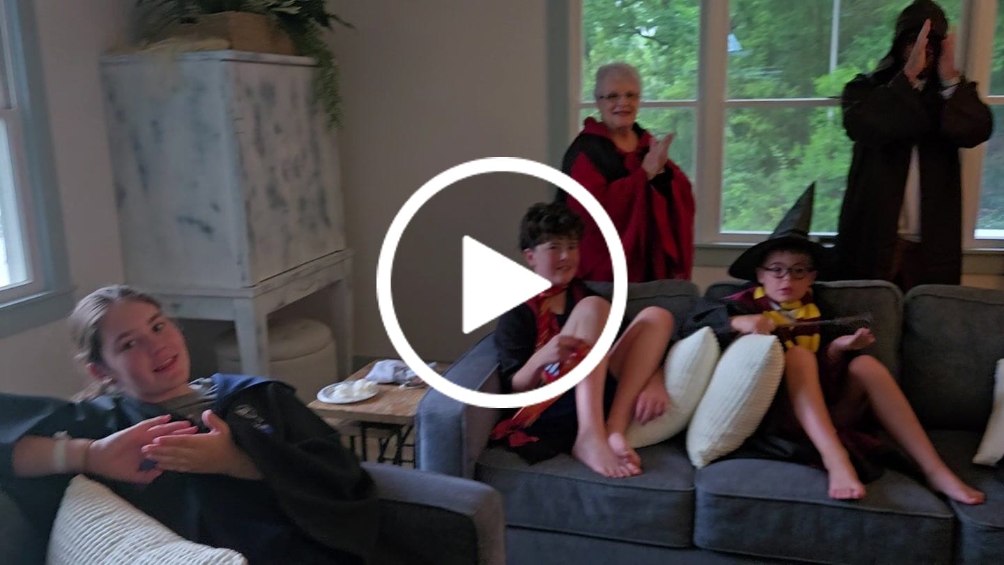 Customer video review of Wizarding Murder Mystery Game Kit