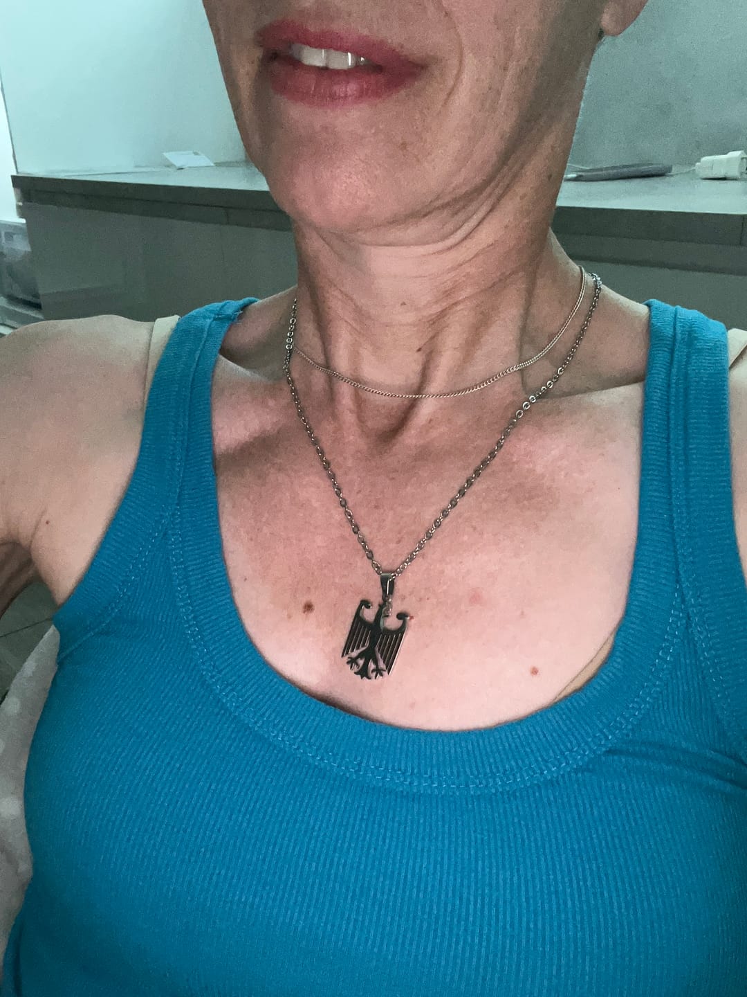 Customer photo review of Deutschland Adler Kette