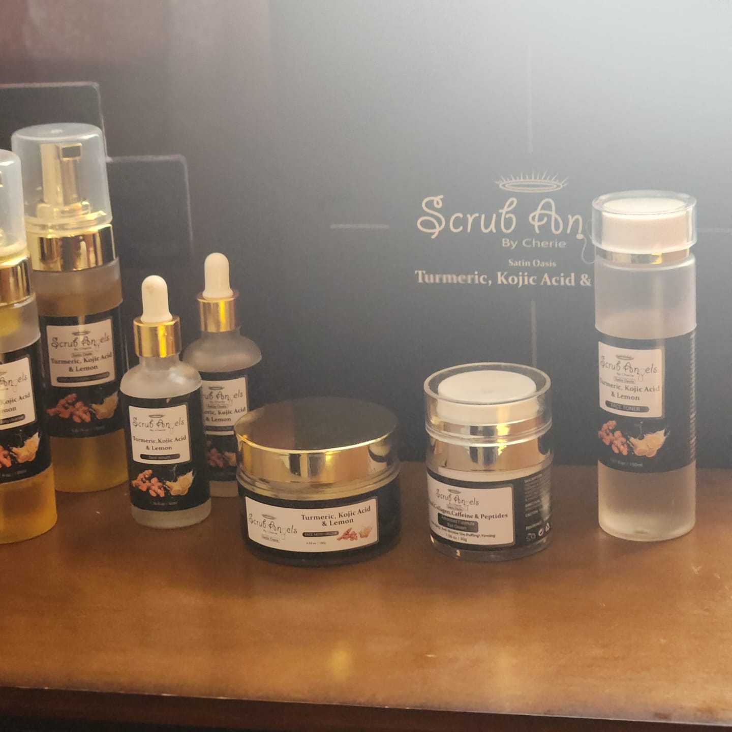 Customer photo review of Satin Oasis Hydra Boost Radiant Glow Facial Moisturizer