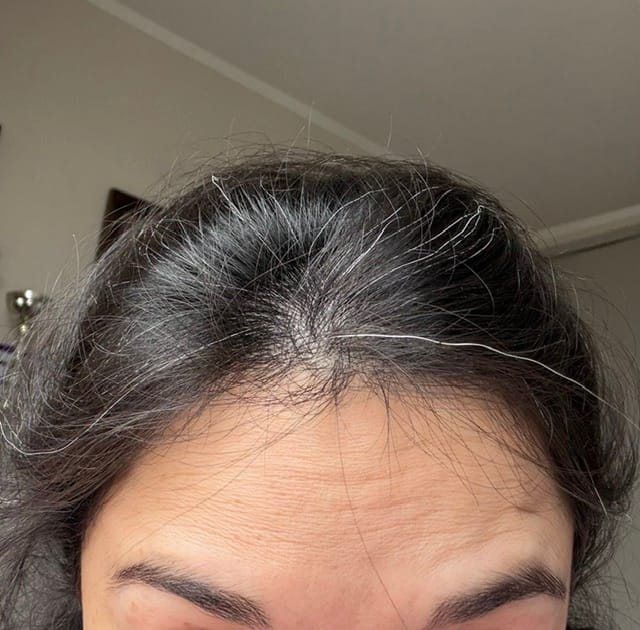 Customer photo review of Tinte 100% Natural - Castaño Oscuro