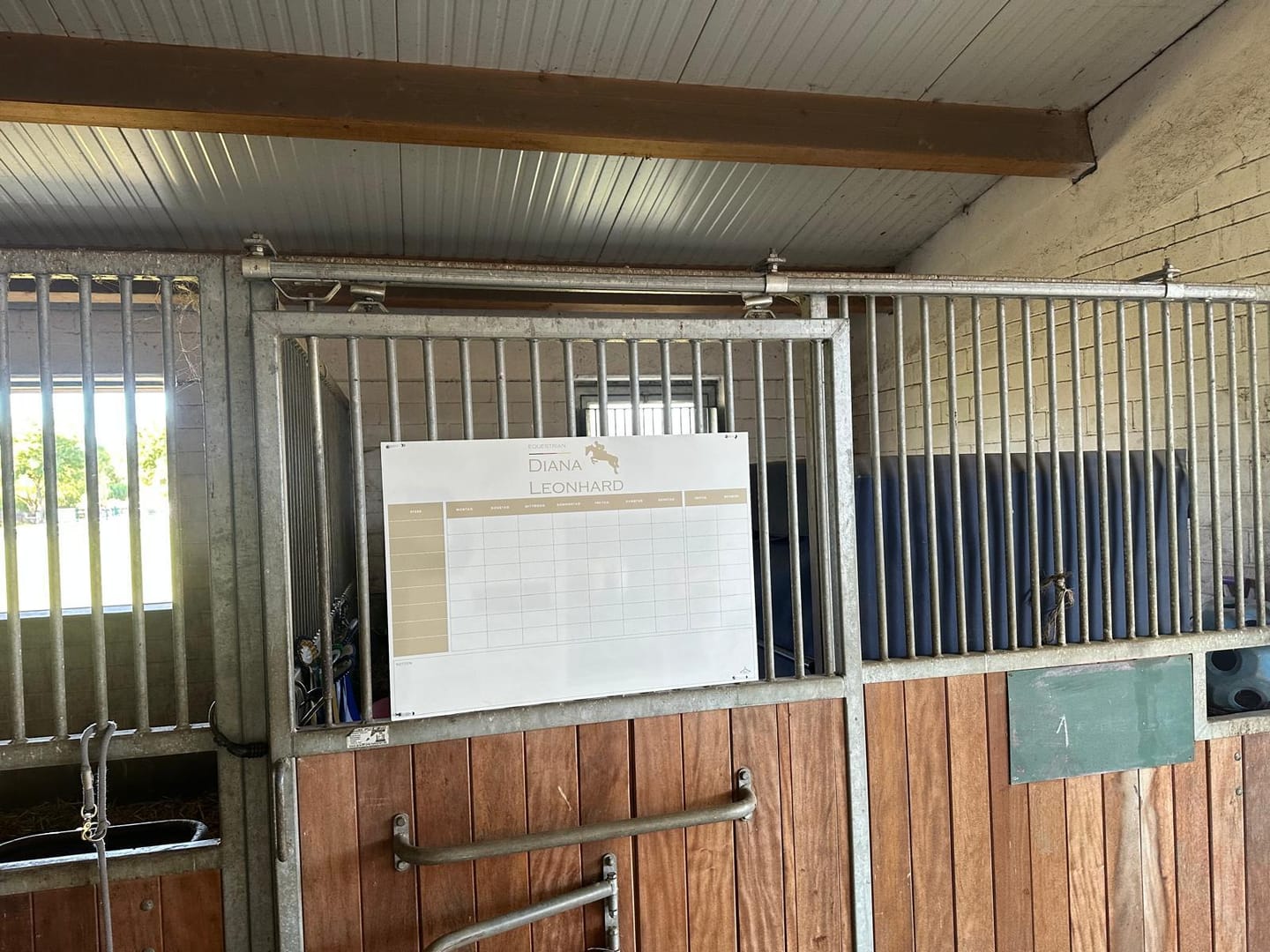 Customer photo review of Personalisierte Stalltafel im Wunschdesign