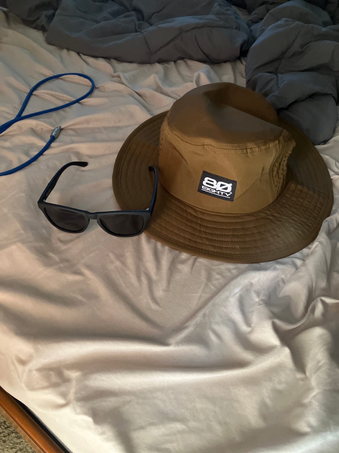 Customer photo review of 80Eighty® Arid Bucket Hat