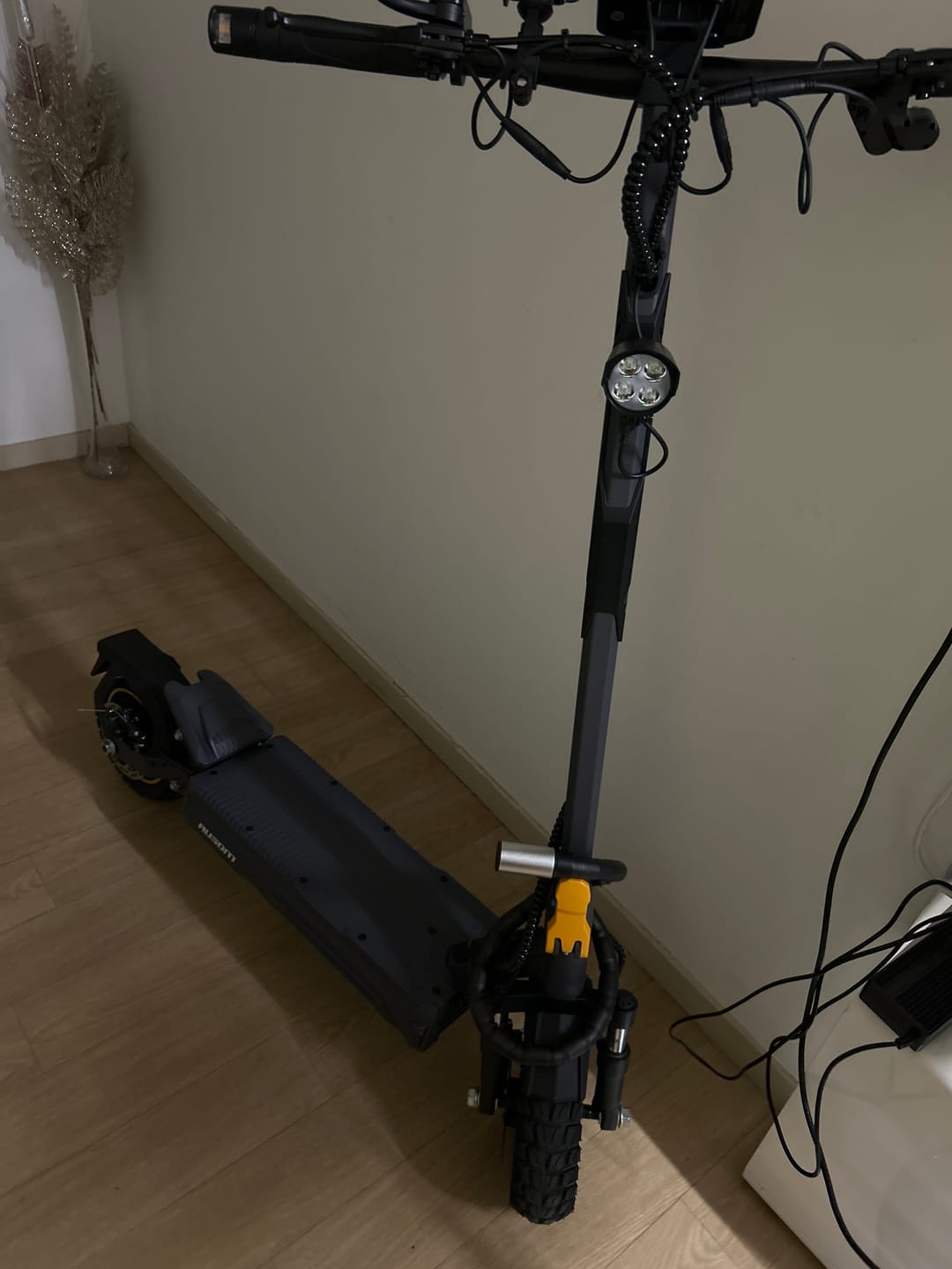 Customer photo review of Ausom K20 Pro Dual Trottinette Électrique