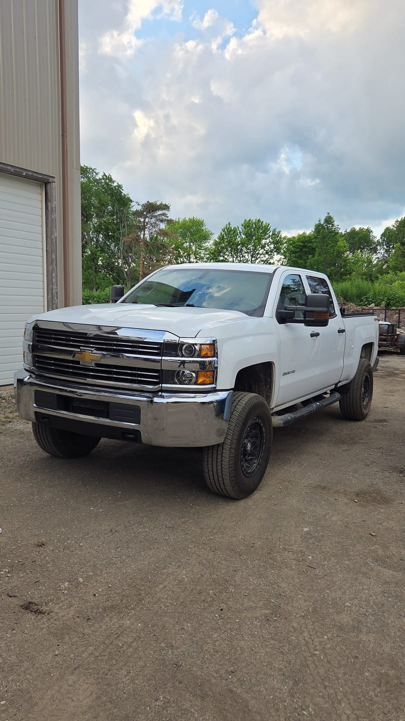 Customer photo review of Wehrli 15-19 Chevrolet 2500/3500 Front Bumper Valance Filler Panel Kit w/Tow Hooks - Texture Black