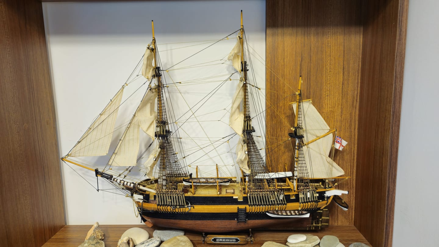 Customer photo review of Maqueta HMS Erebus