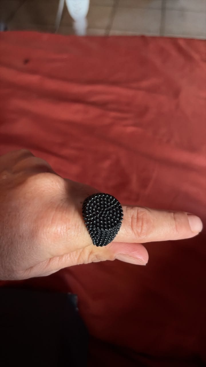 Customer photo review of Anillo Dots