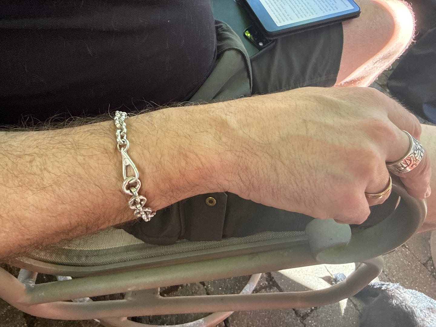 Customer photo review of INFINITUS Heavy Bracelet – Massive 925 Sterling Silver