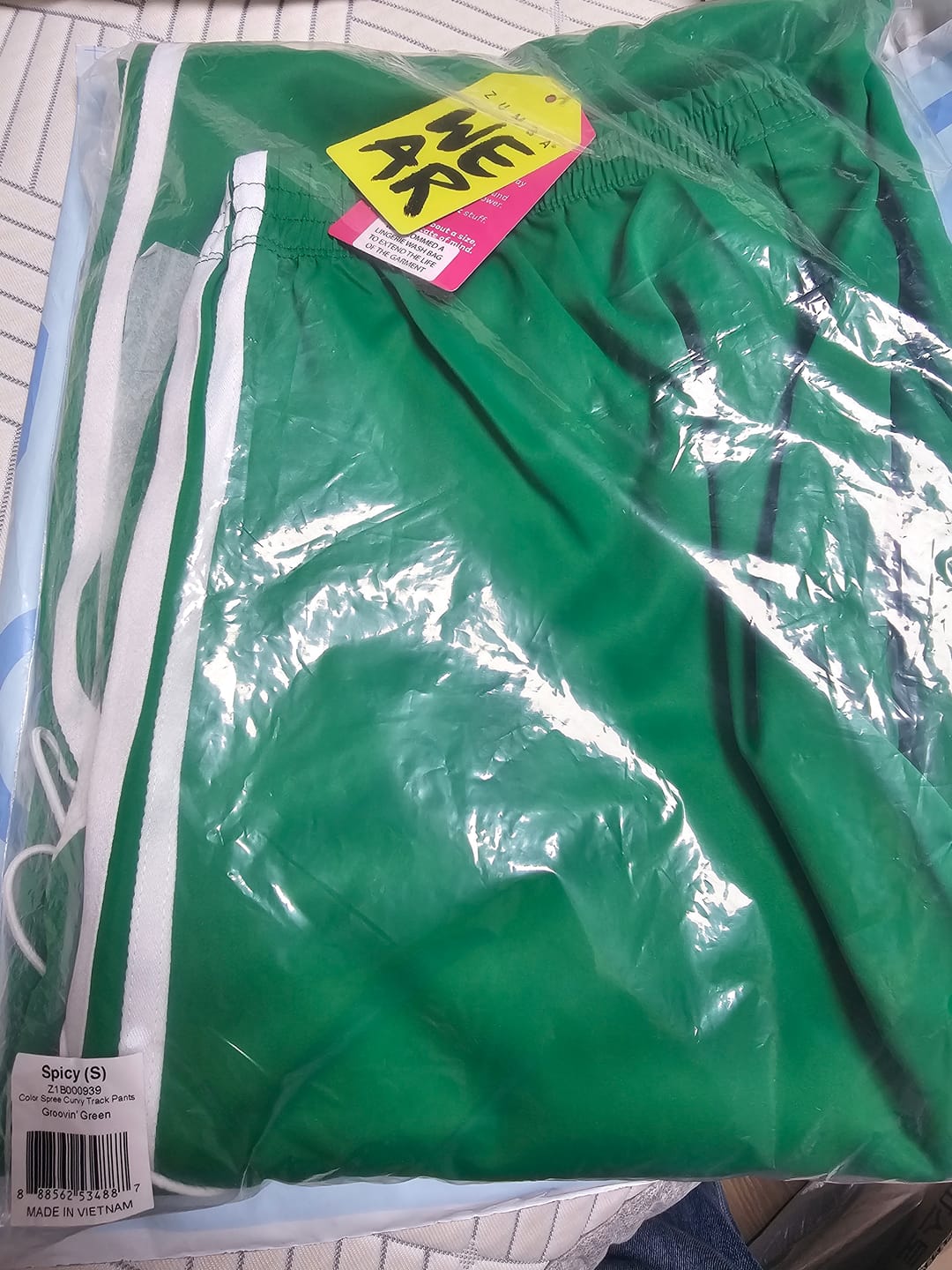 Customer photo review of Color Spree Curvy Track Pants