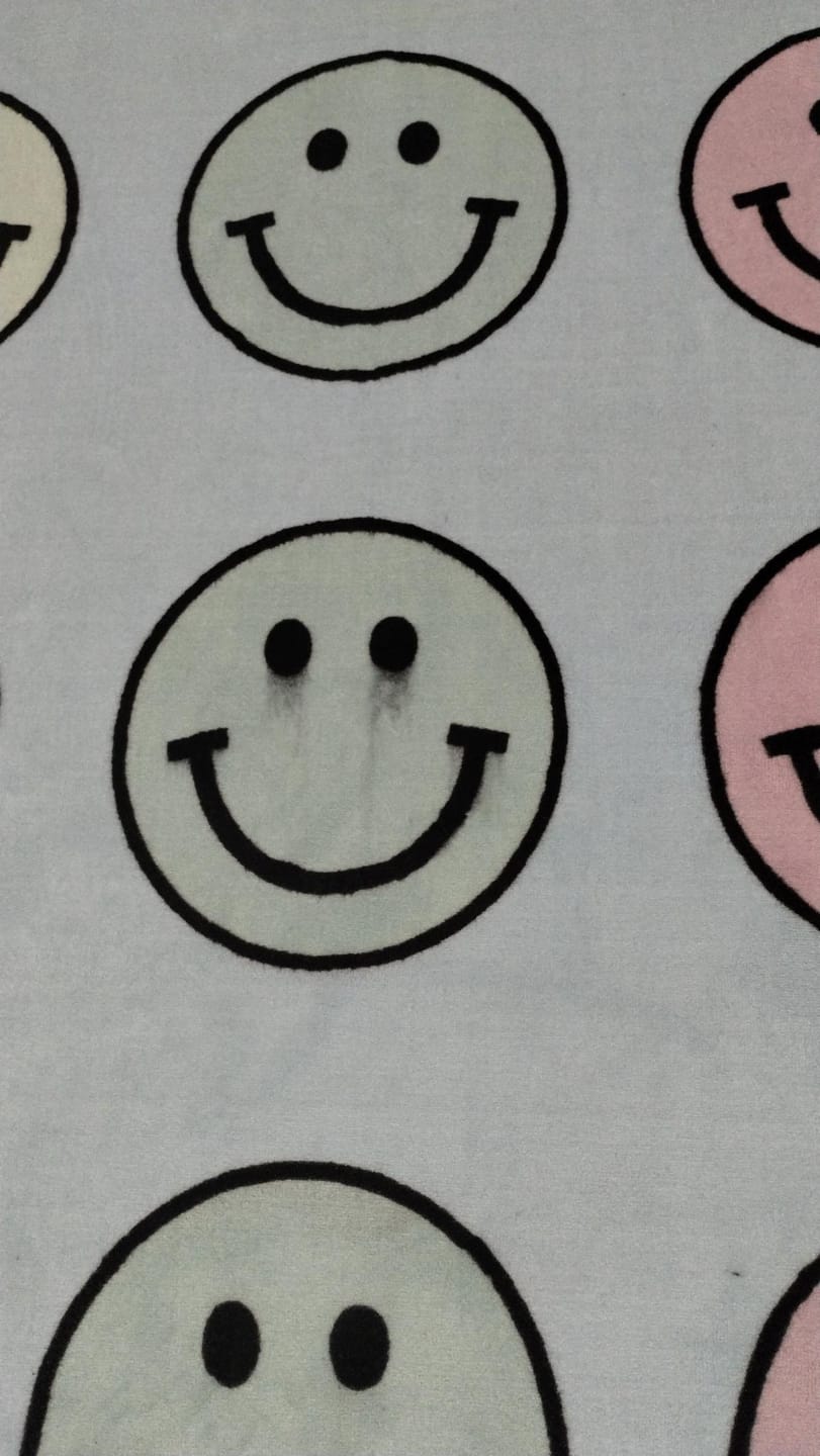 Customer photo review of Smiley pastel