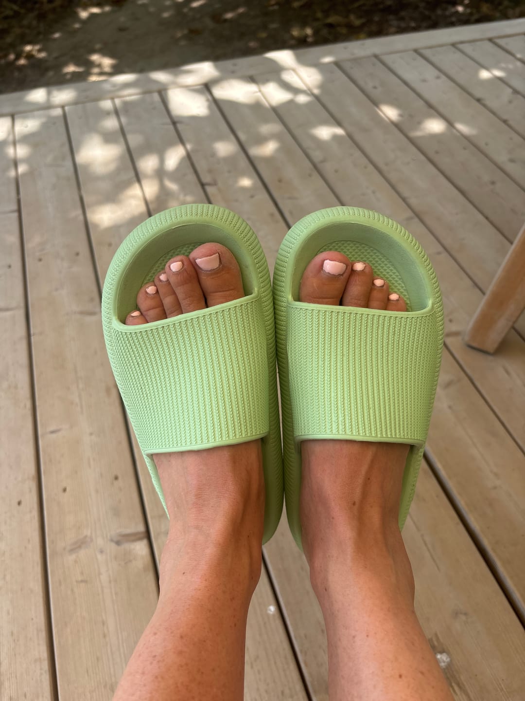 Customer photo review of HappyFlops Original Drop 002