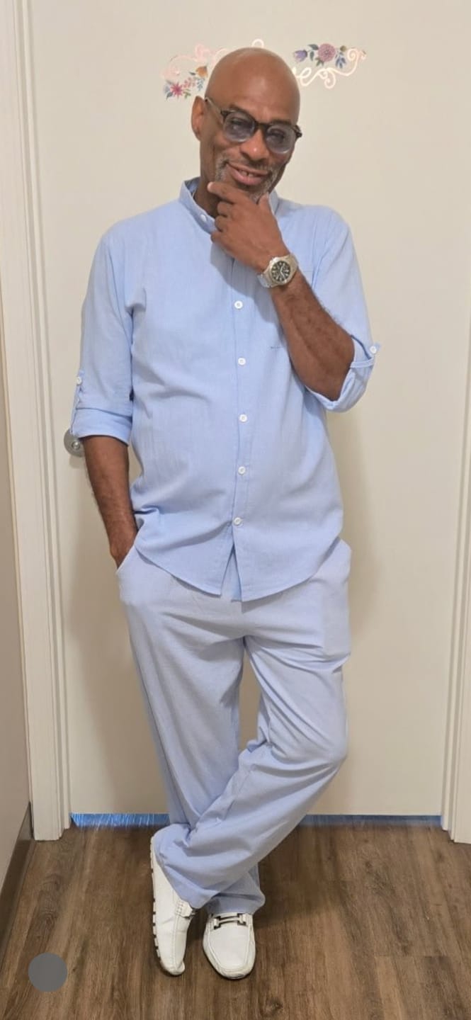 Customer photo review of Men’s Linen Cotton Blend 2 Piece Set Lightweight Breathable Casual Summer Outfit