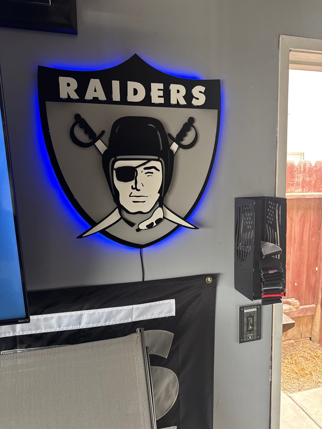 Customer photo review of Las Vegas Raiders "1963" Vintage Shield 3D Metal Wall Art