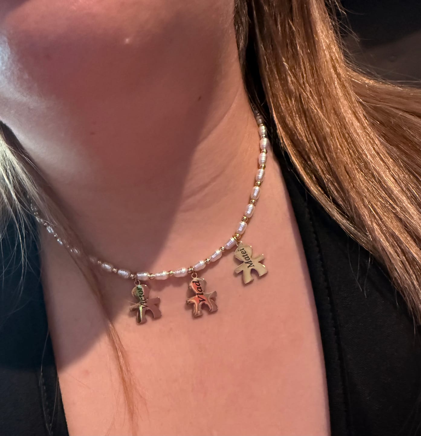 Customer photo review of Girocollo perline con bambini e incisione