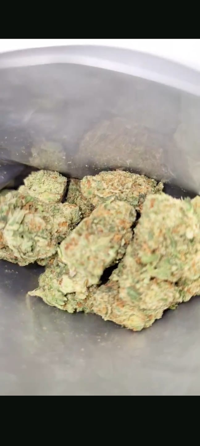 Customer photo review of Icy Pop - Bulk - Hybrid