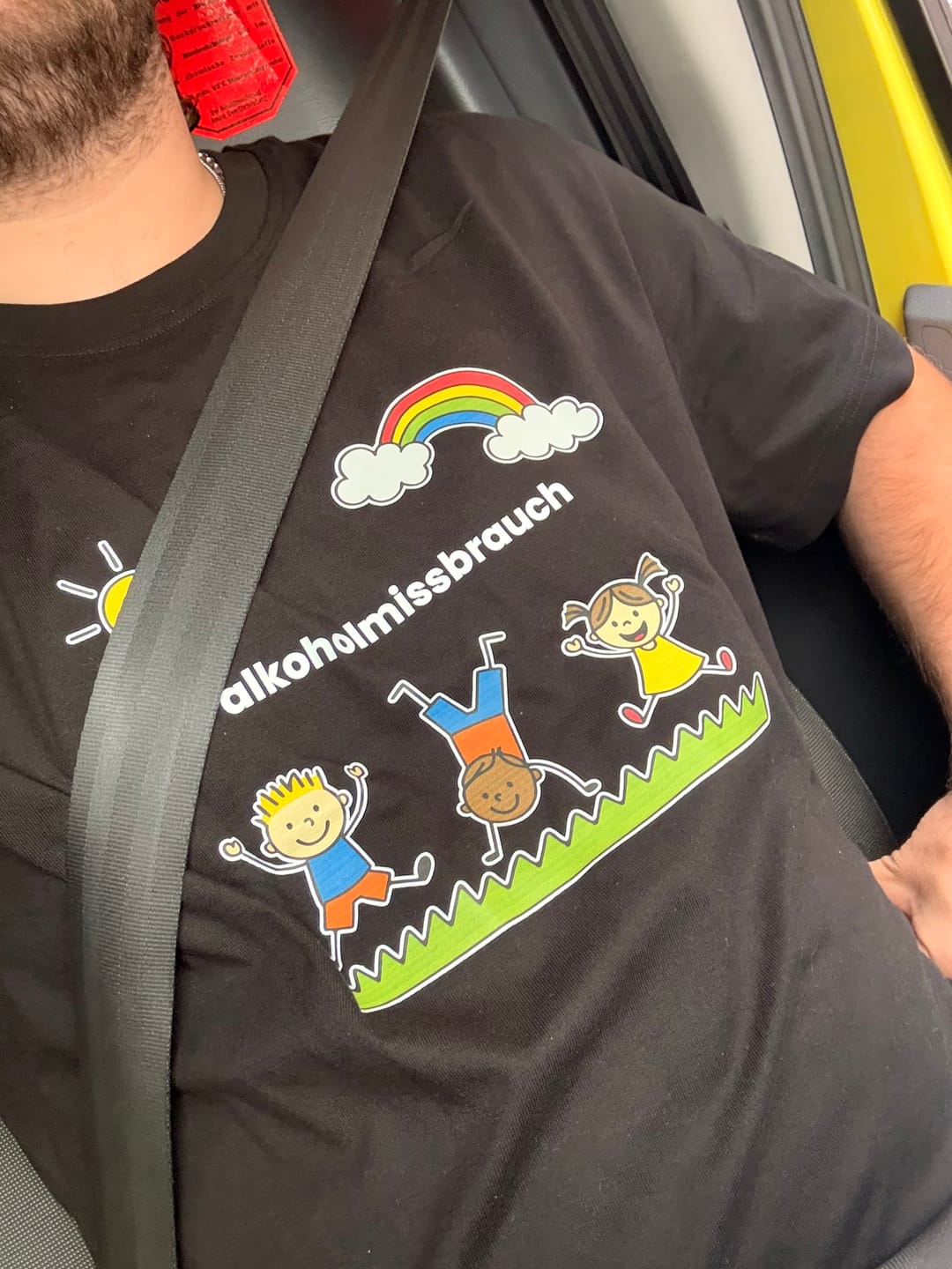 Customer photo review of alkoholmissbrauch Oversized T-Shirt