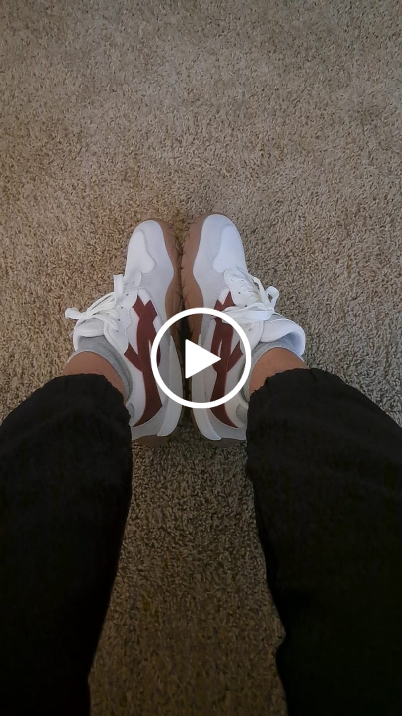 Customer video review of Hareball - Wide Toe Sneakers