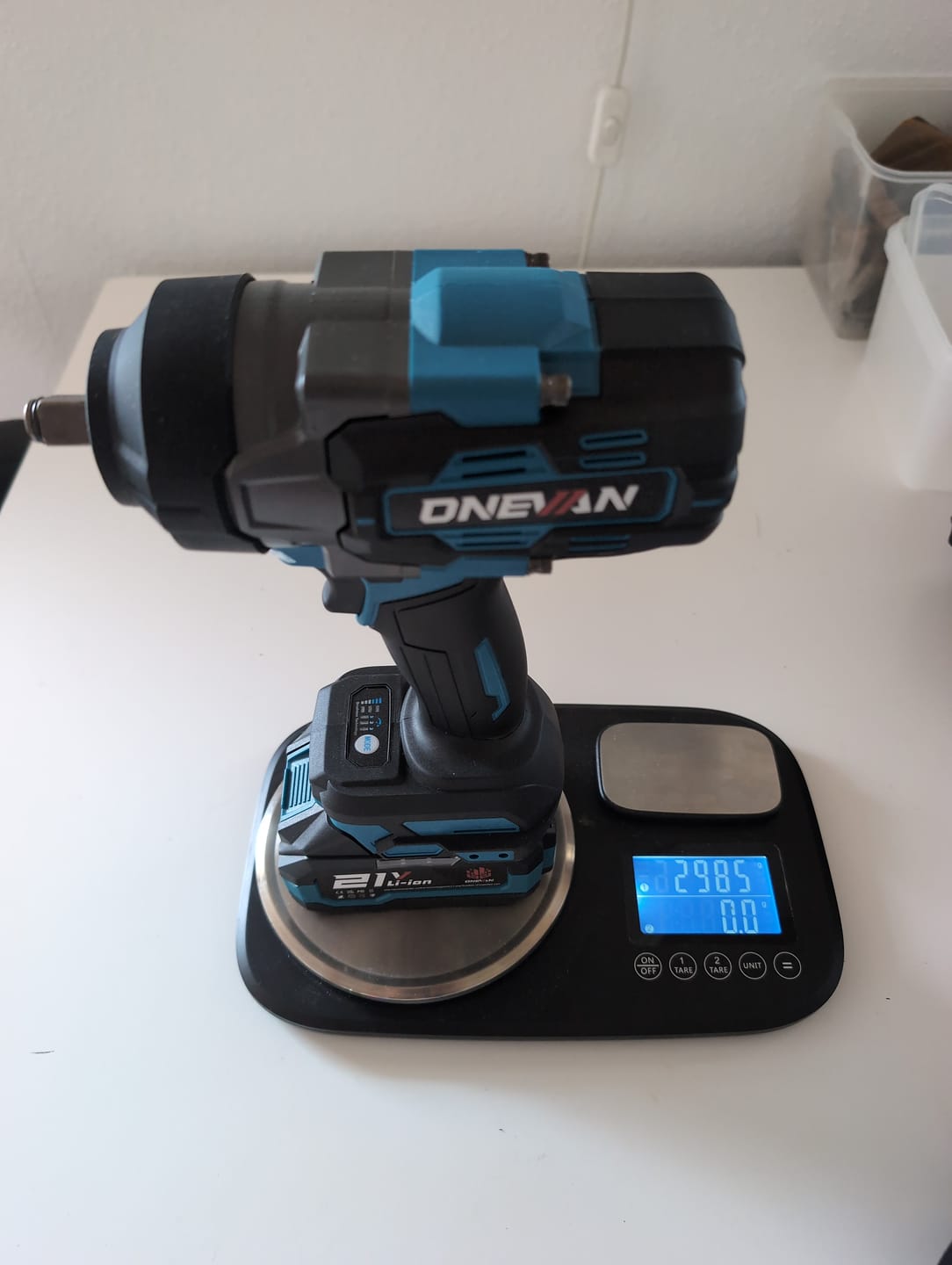 Customer photo review of ONEVAN 1/2" 2800N·m Brushless Cordless Impact Wrench | For Makita 18V Battery