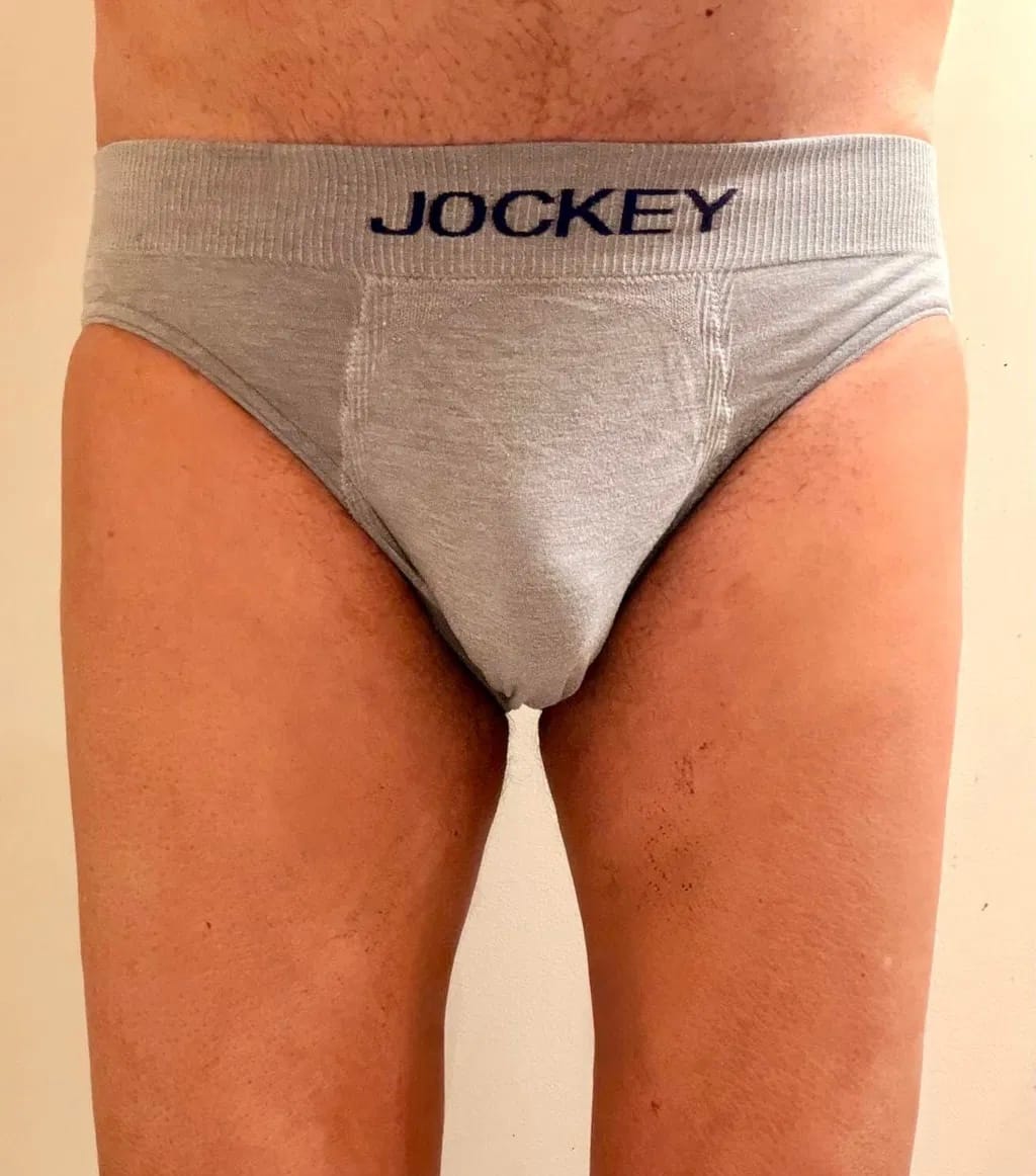 Customer photo review of Men's Seamless Low-Rise Support Underwear with U-Shape Pouch
