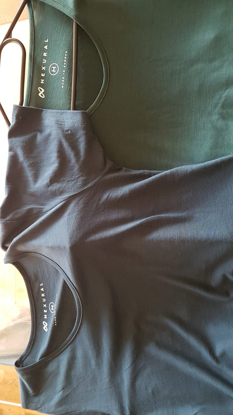 Customer photo review of PURE MERINO T-Shirt Damen