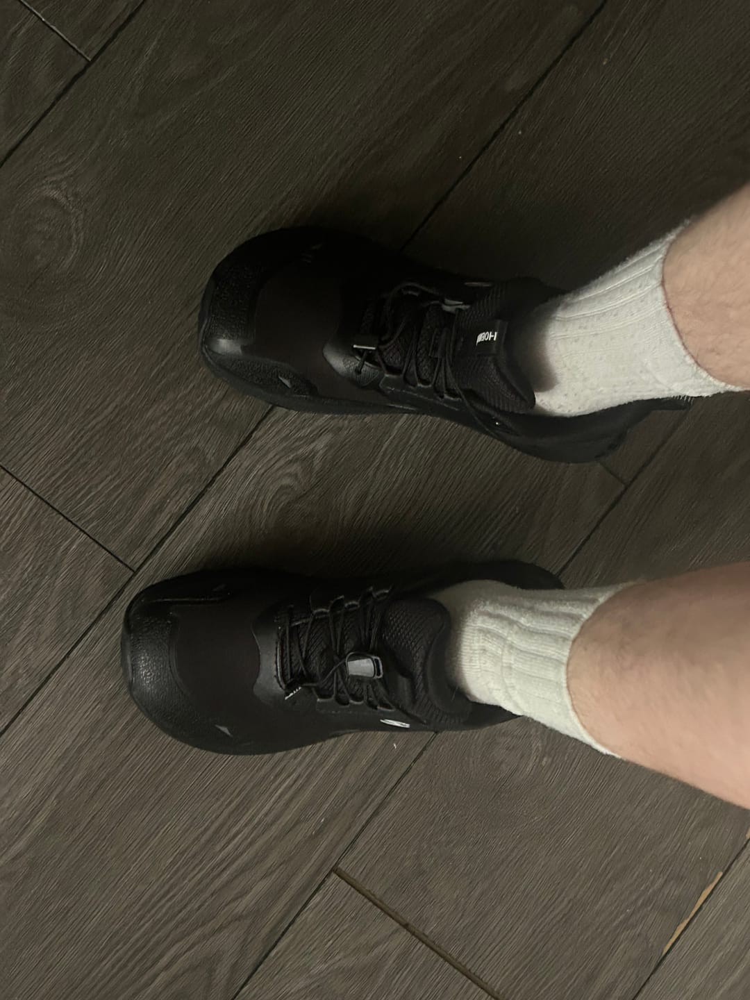Customer photo review of Stratus - Wide Toe Sneakers