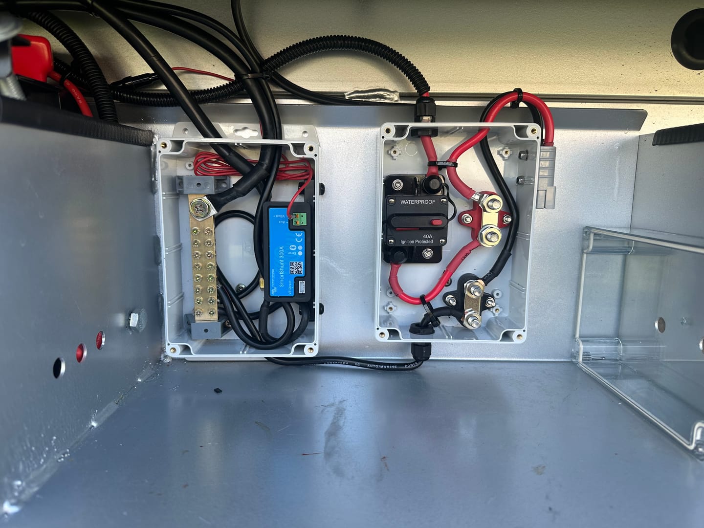 Customer photo review of Victron SmartShunt