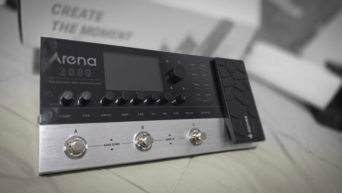 Customer photo review of Donner Arena 2000 Pedal multiefecto