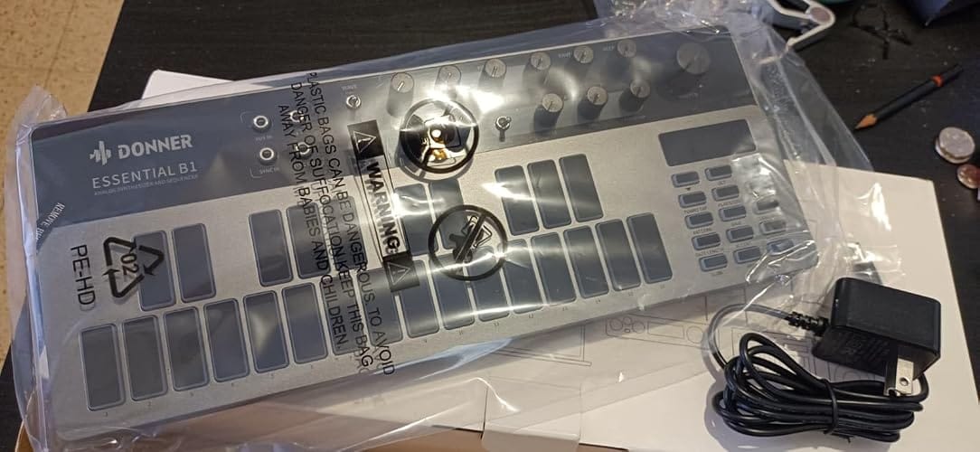 Customer photo review of Donner Essential B1 Synthesizer