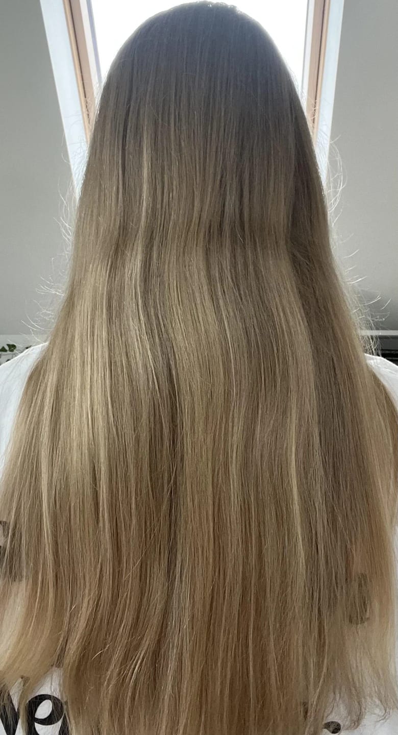 Customer photo review of Hair Lengthening Oil