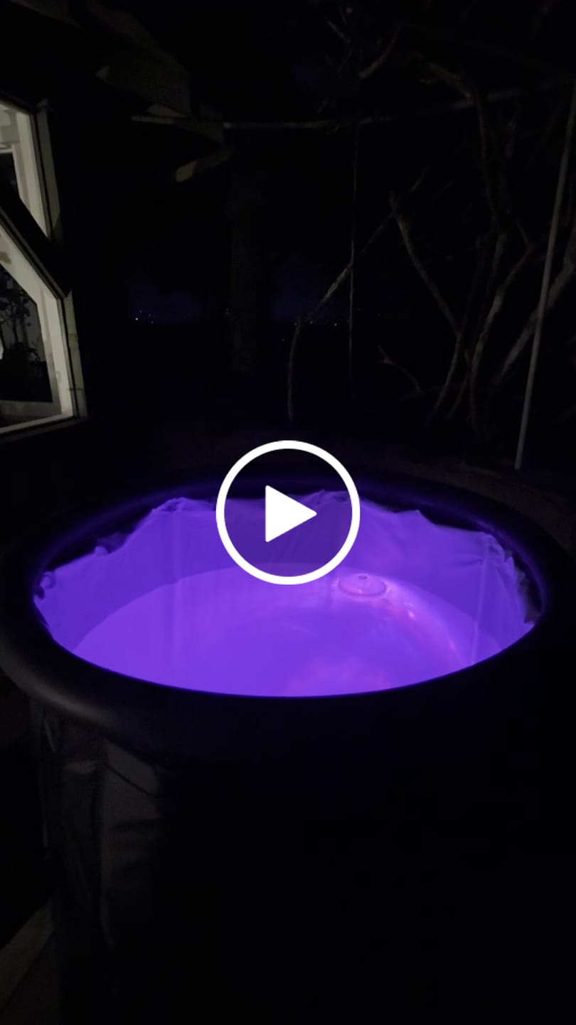 Customer video review of Floating LED light