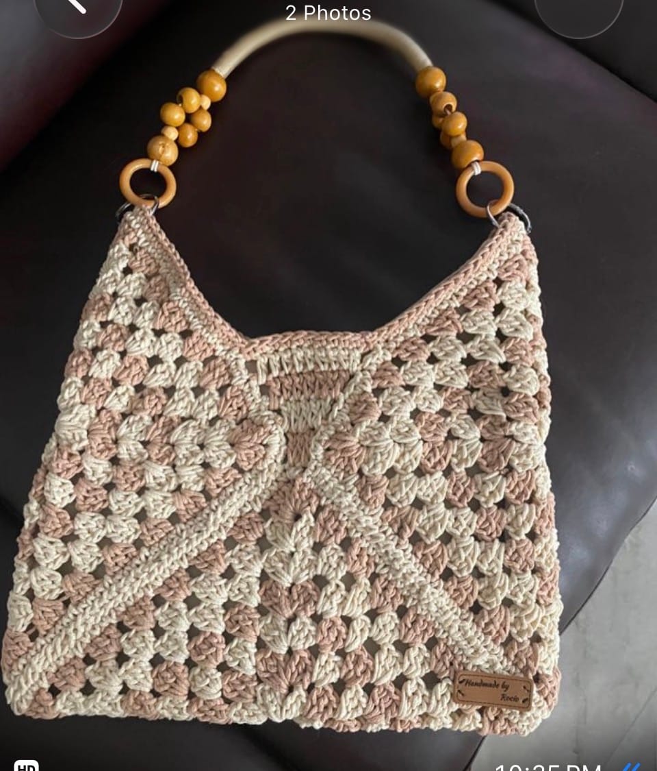Customer photo review of Sunny Holiday shoulder bag crochet kit
