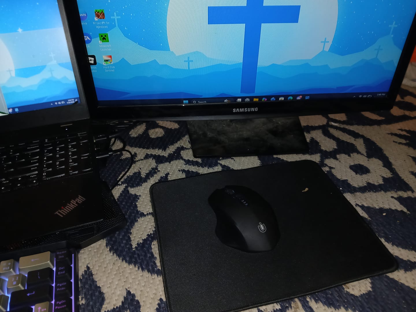 Customer photo review of Cross Wallpaper Bundle